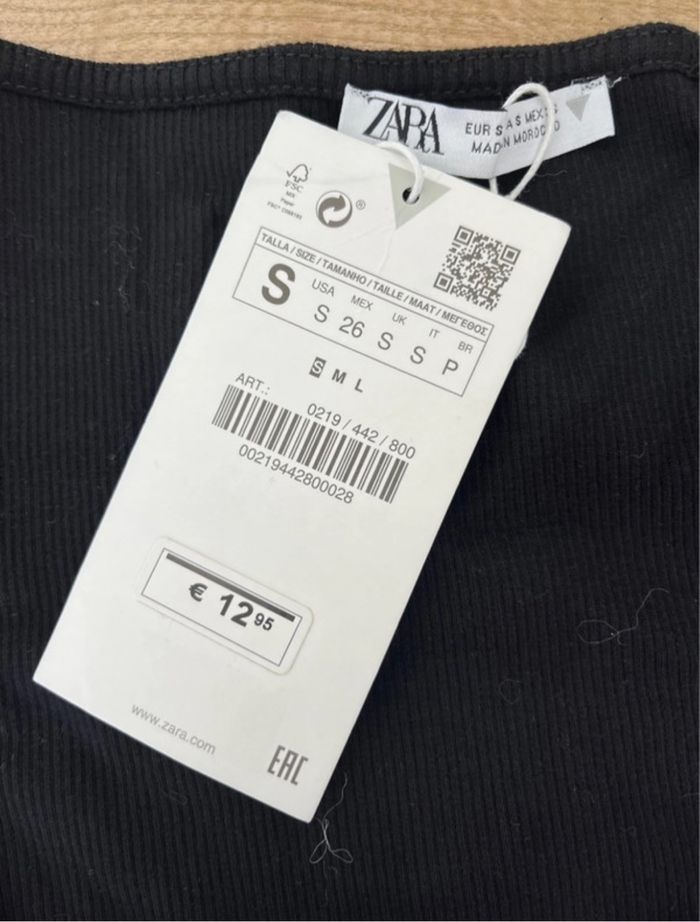 Top court noir Zara taille S - photo numéro 2