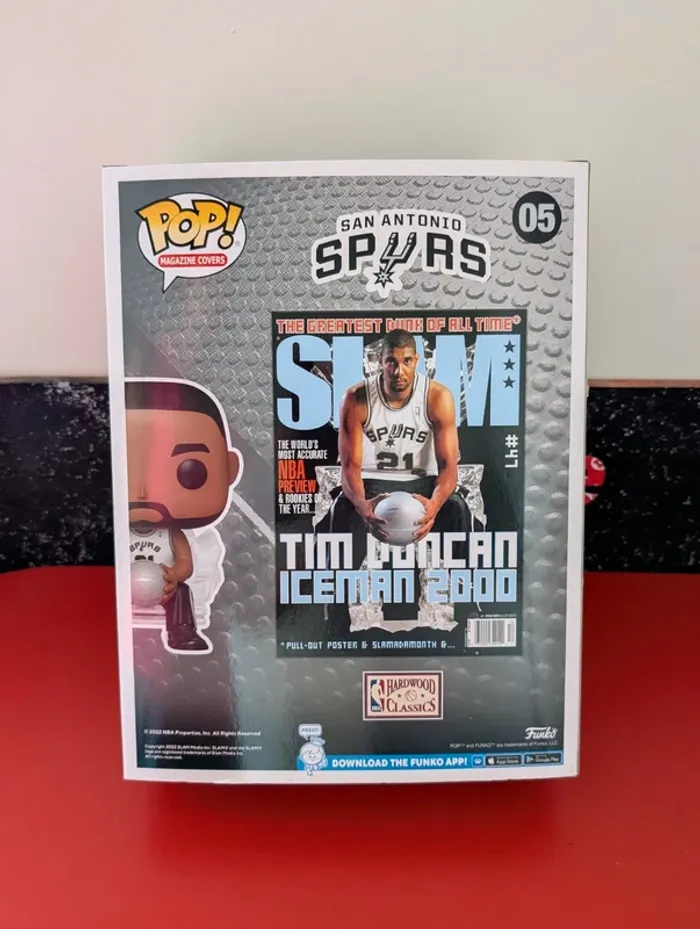 Funko Pop NBA Tim Duncan dans sa boîte - photo numéro 3
