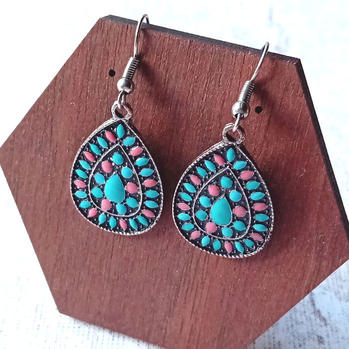 boucles d'oreilles imitation turquoise et corail - photo numéro 3