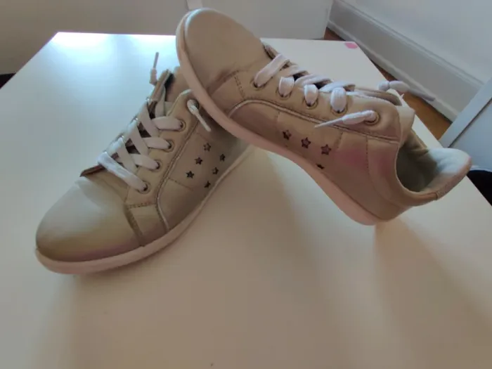 Baskets fille 34