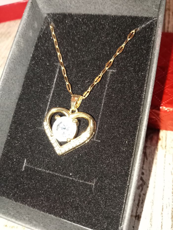 Collier et pendentif coeur - photo numéro 2
