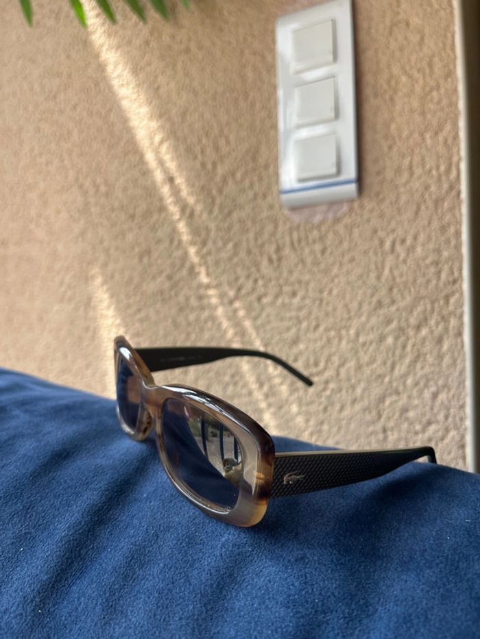 Lunettes de soleil Lacoste léopard – Tendance & stylées
