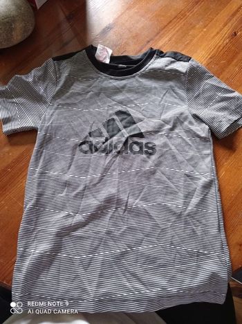 T-shirt garçon Adidas.