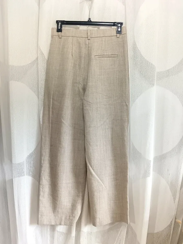 COS "Pantalon large taille haute beige" t. 38 - photo numéro 5