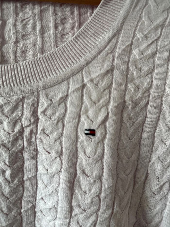 Pull torsadé rose pâle Tommy Hilfiger – Taille S – Très bon état - photo numéro 3