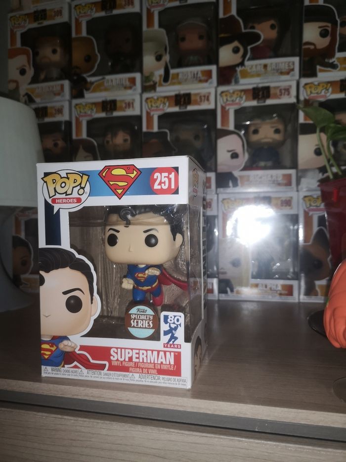 Funko pop Heroes Superman 251 Superman edition 80 ans