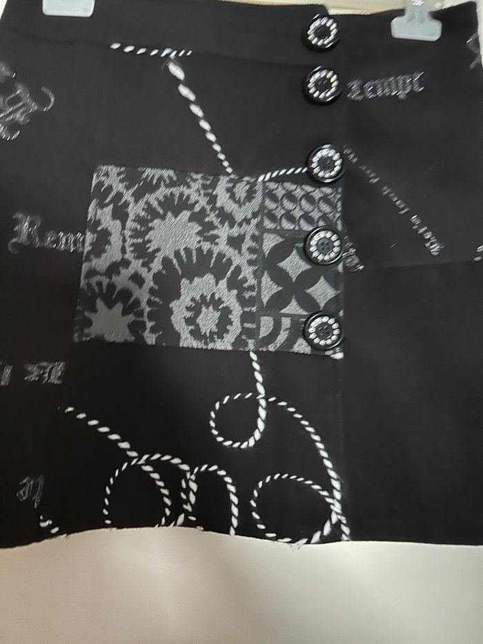 Jupe tres chic - photo numéro 2