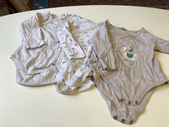 Lot boddys manches longues ouverture sur l’avant