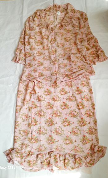 Ensemble femme pour l'été chemisier et jupe motif floral taille 48 fabriqué  en France