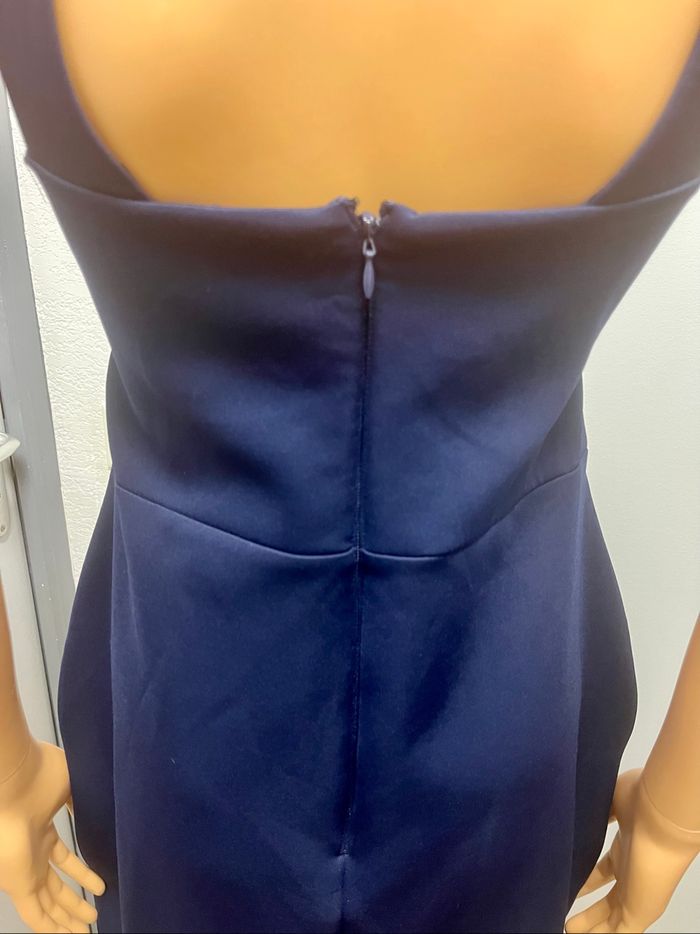 Robe élégante marine lipsy - photo numéro 8