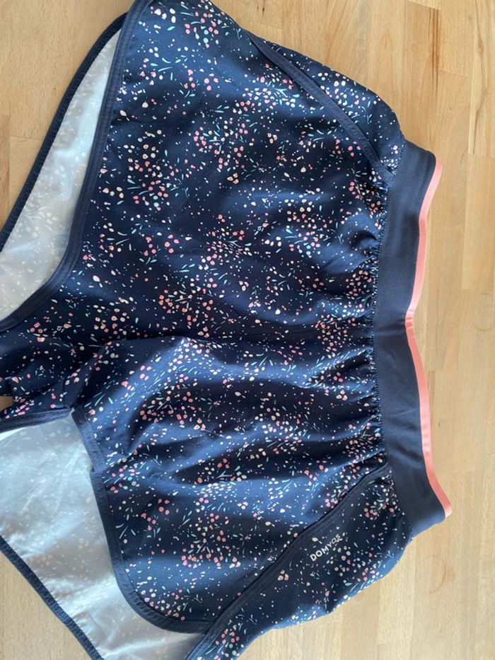 Short léger pour course à pied  taille S