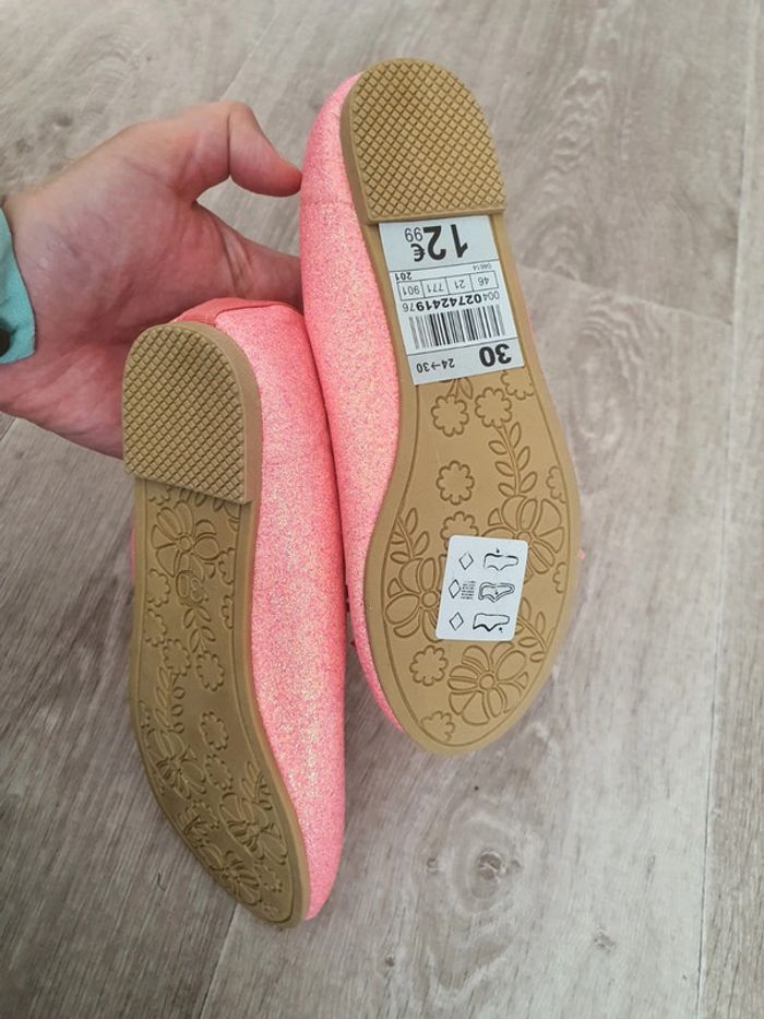 Ballerines roses pailletés taille 30 neuves - photo numéro 4