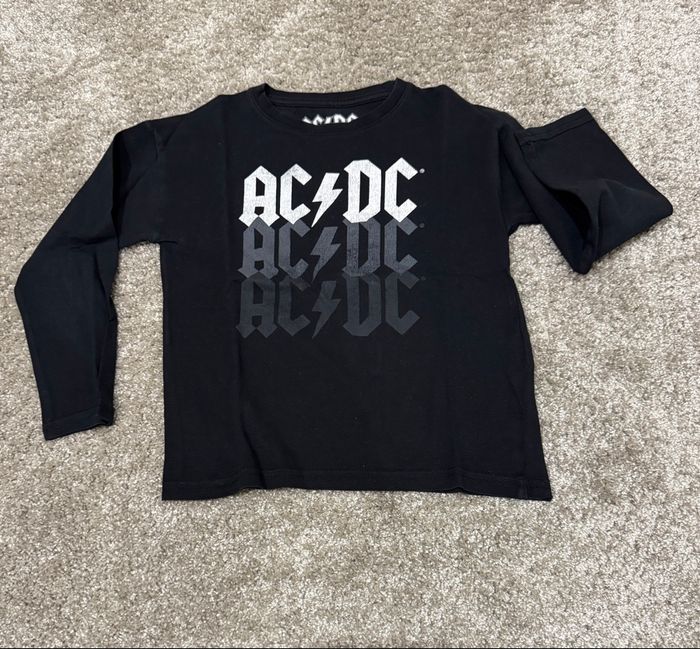 Lot comprenant un tee-shirt a manches longues et un pull - photo numéro 5