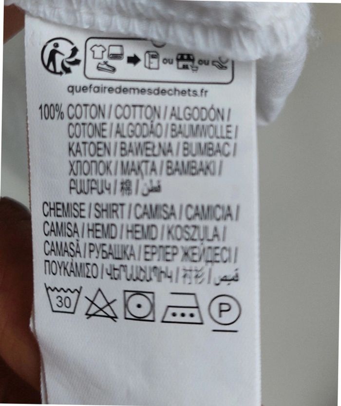 Chemise blanche Kiabi garçon 8 ans- neuve - photo numéro 4
