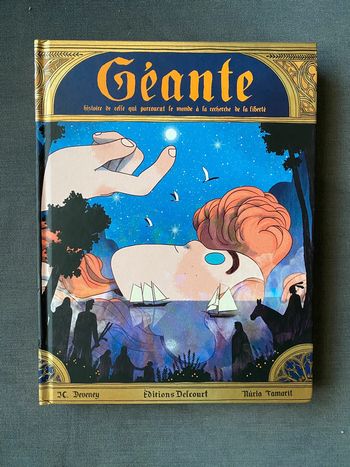 BD géante Histoire de celle qui parcourut le monde à la recherche de la liberté