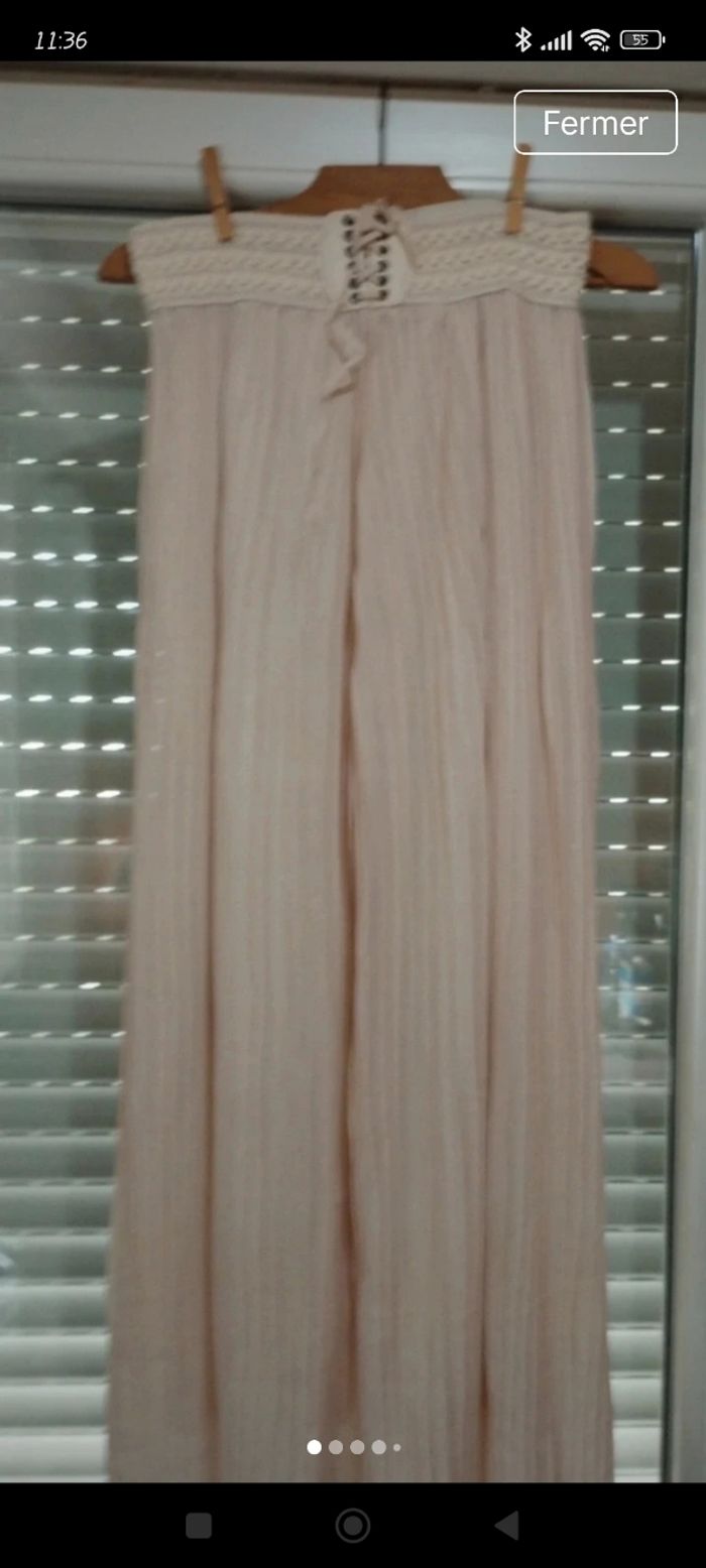 3 pantalons plissés