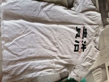 Tee shirt