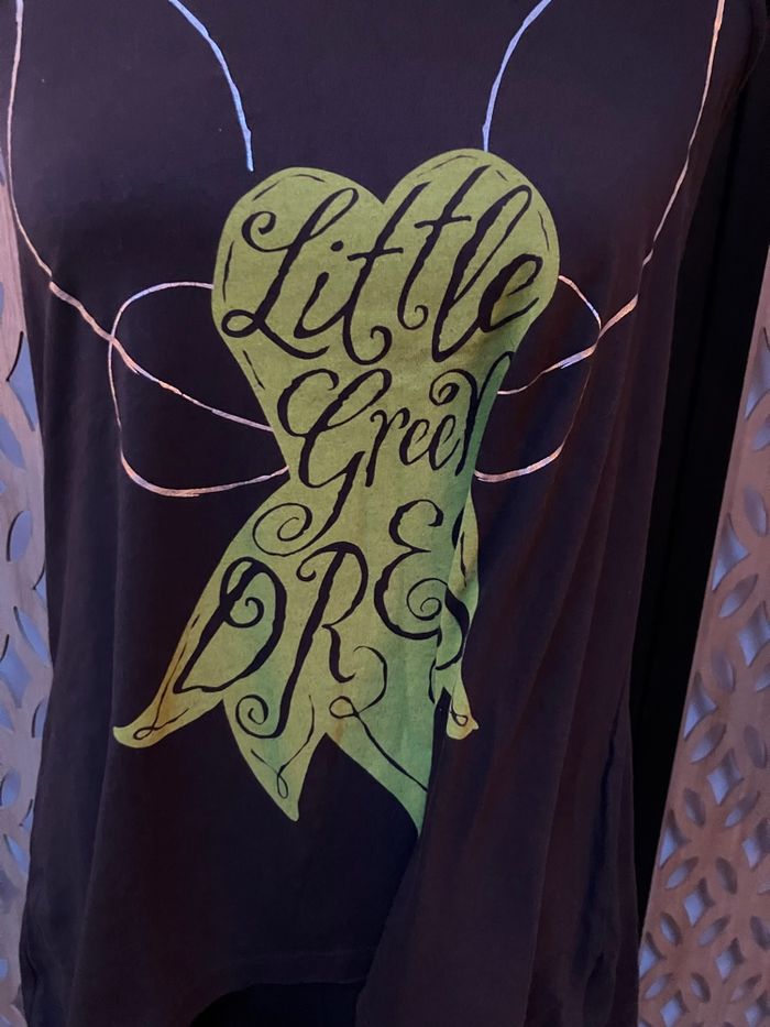 Blouse taille M la fée clochette Disneyland Paris - photo numéro 3