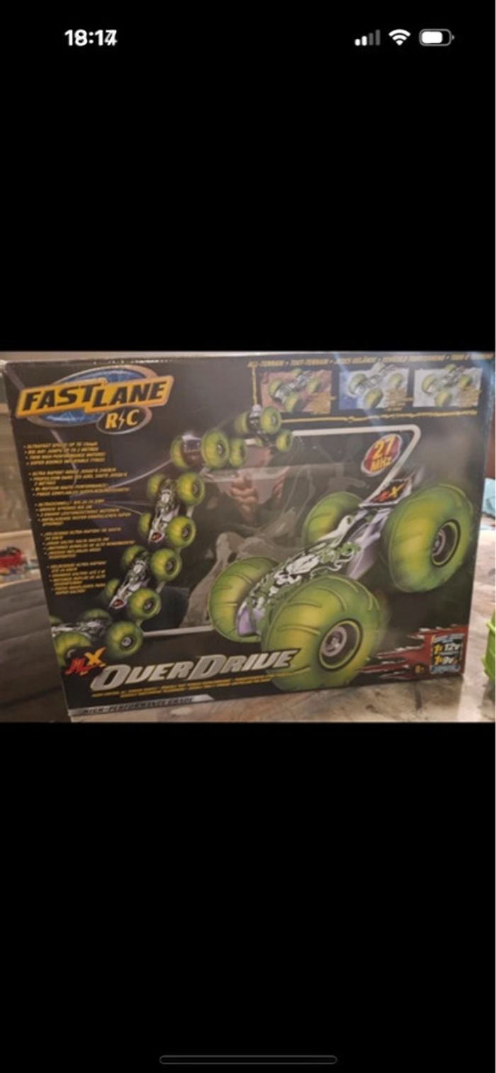 Voiture télécommandée - photo numéro 2