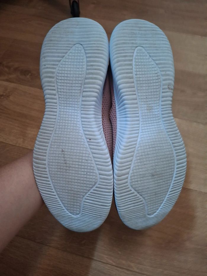 🌸 Baskets roses – Pointure 40 – Ultra comfy 🌸 - photo numéro 3