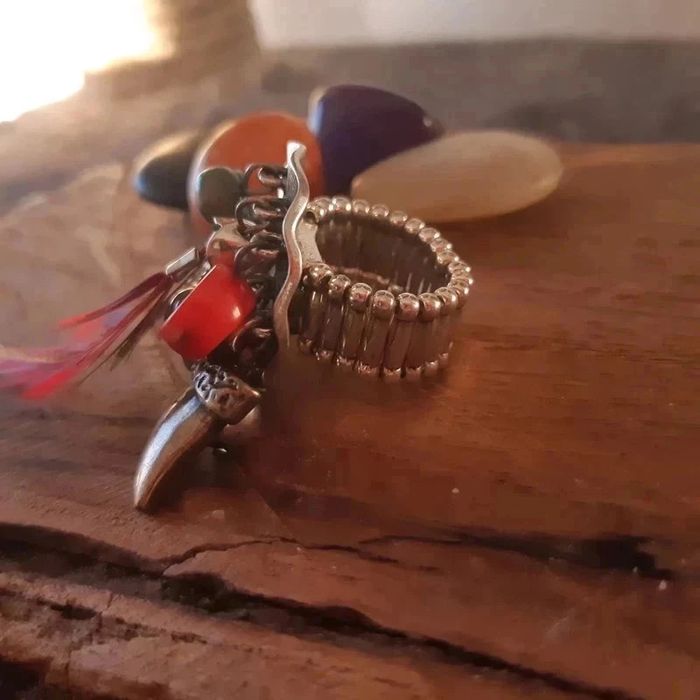 Bague fantaisie originale ethnique breloque - photo numéro 3