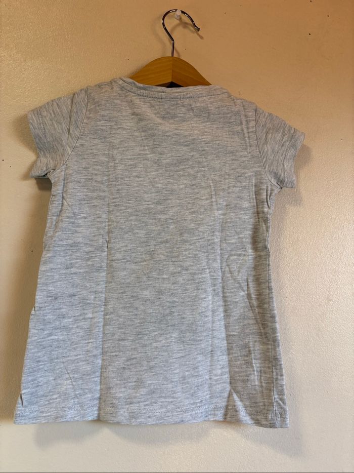 T-shirt fille taille 98 - photo numéro 4