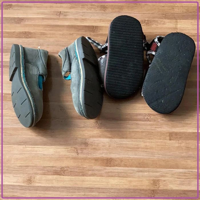 Chaussures taille 23 - photo numéro 2
