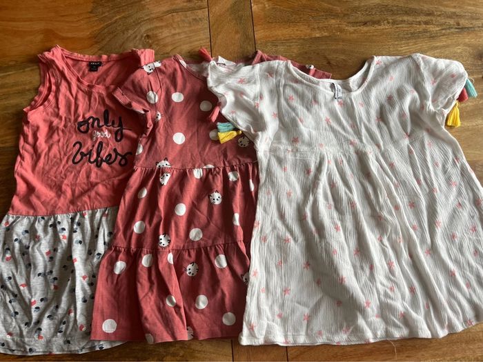 Lot vêtements 4 ans fille été - photo numéro 11