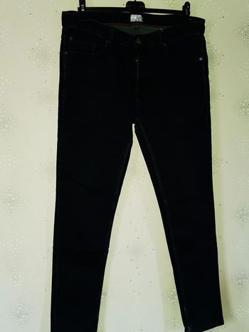 D2549 - jeans homme taille 42