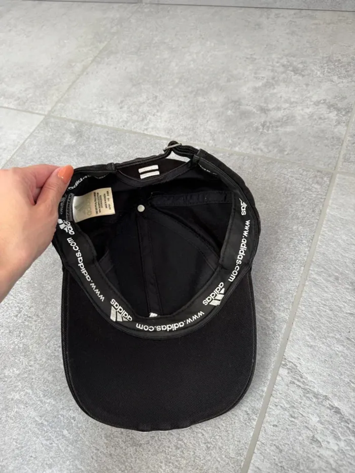 Casquette Adidas vintage noire et blanche logo brodé - photo numéro 2