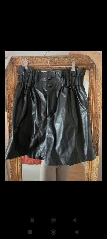 Short simili cuir