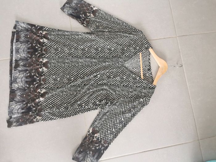 Tunique fantaisie taille 46 neuve - photo numéro 3
