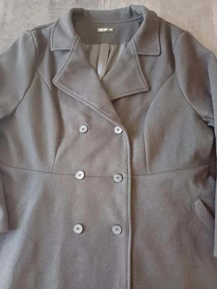 Manteau noir - photo numéro 5