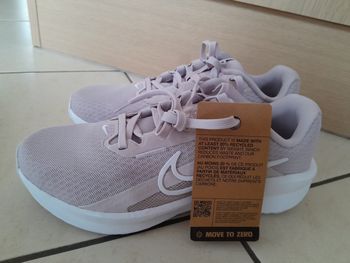 paire de Nike Downshifter 13 originale 38