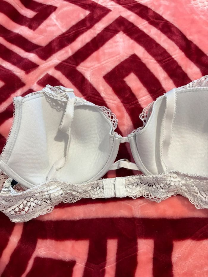 Soutien gorge blanc - photo numéro 5