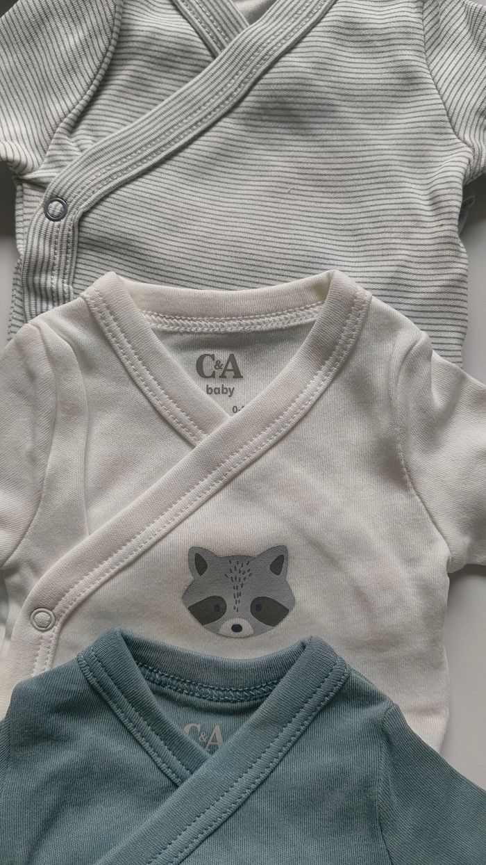 Pack de 5 bodies nouveau né C&A - photo numéro 4