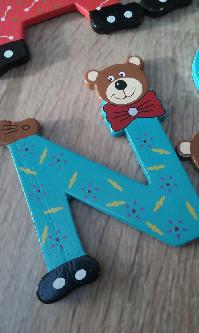 8 lettres adhésives en bois thème ourson - photo numéro 2