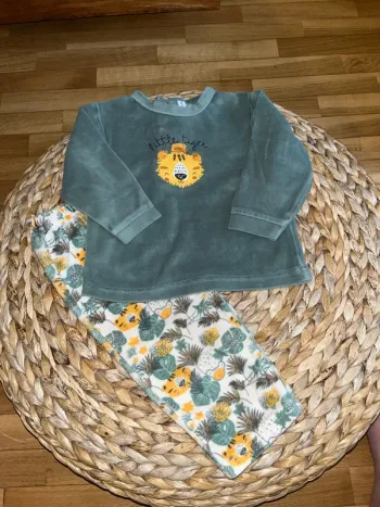 Pyjama tigre 18mois