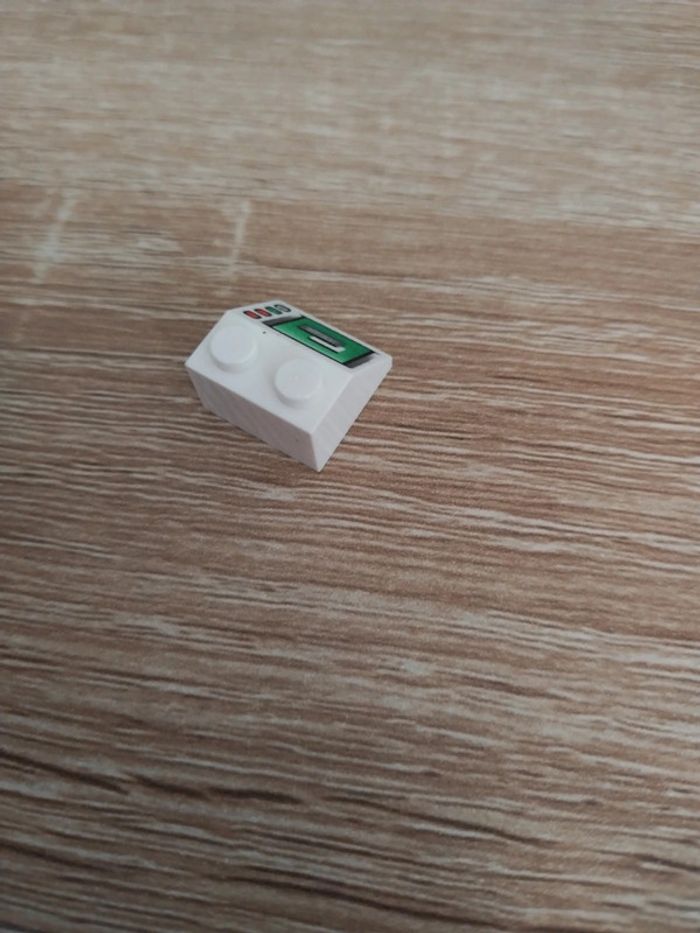 Lego tuile 2x2 pente - photo numéro 4