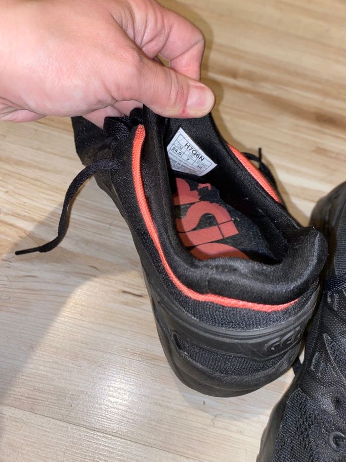 Asics - photo numéro 3