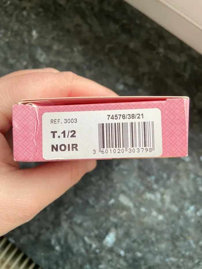Collant femme T1/2 neuf - photo numéro 3