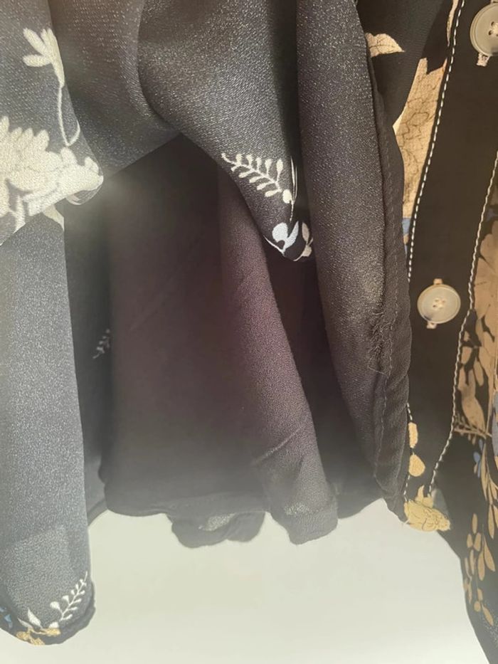 Robe noire à fleurs Massimo Dutti, taille 36. - photo numéro 5