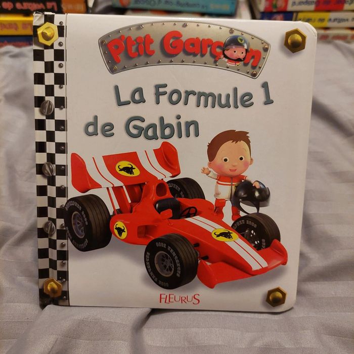 Livre p'tit garçon n°13