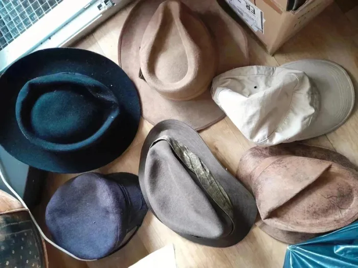 Lot chapeaux ancien