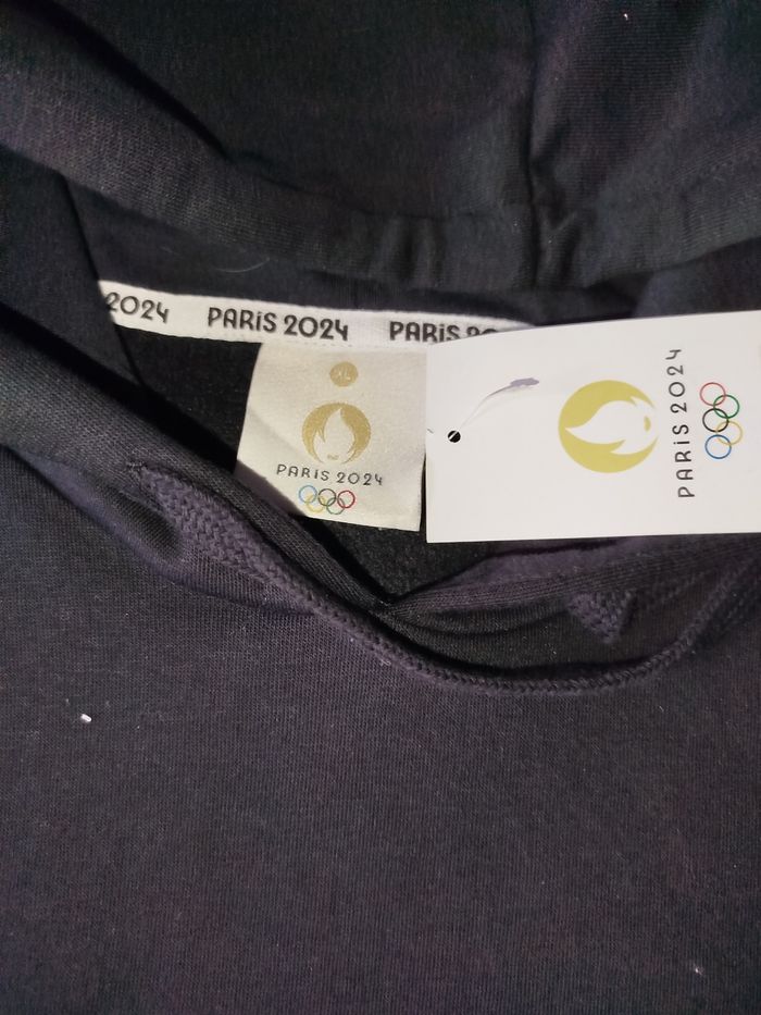 Sweat à capuche homme t.XL - photo numéro 4