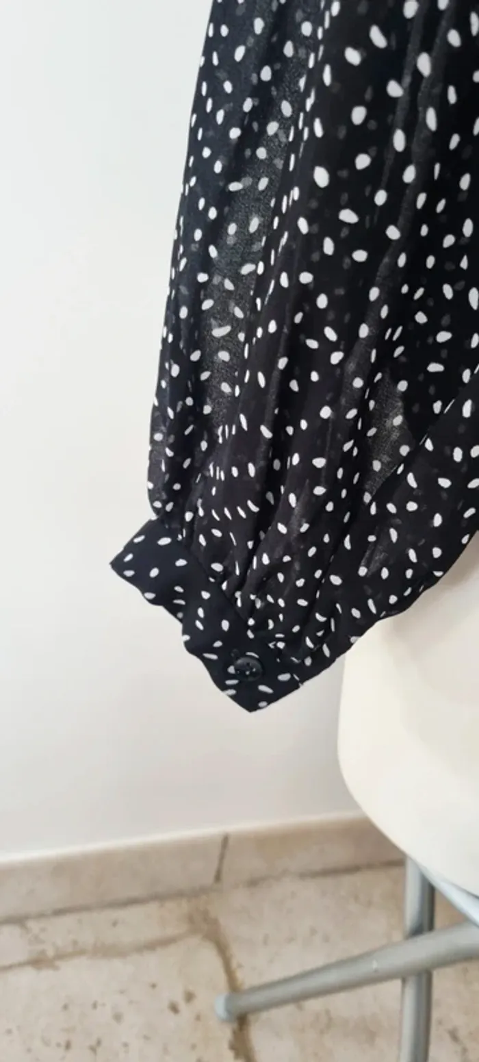 Blouse pois noire et blanc mango 38 - photo numéro 3