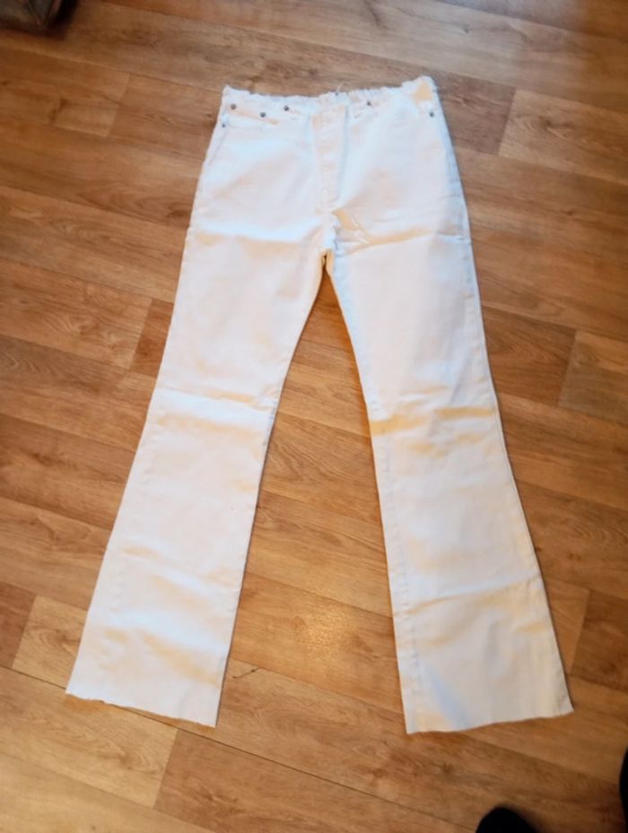 Jean évasé taille basse 40