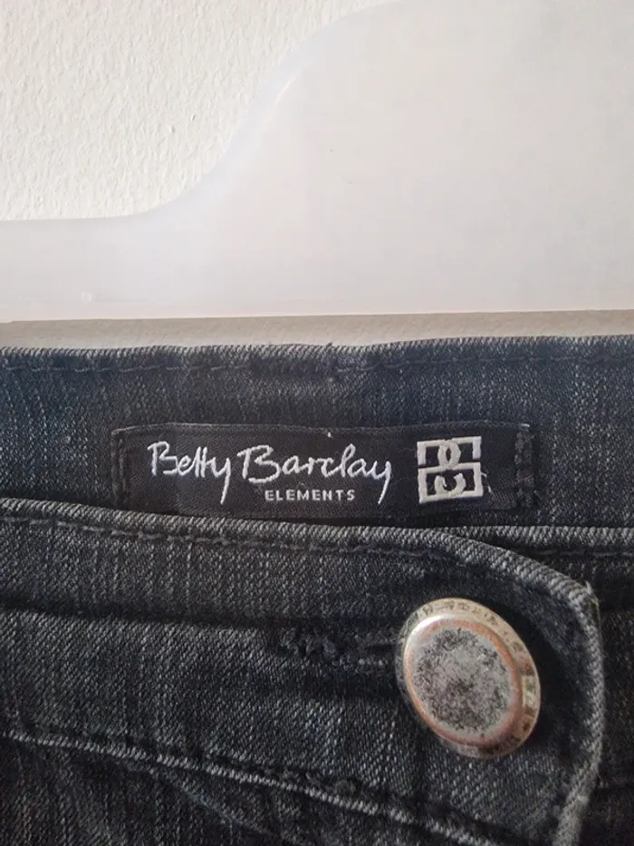 Jeans - photo numéro 3