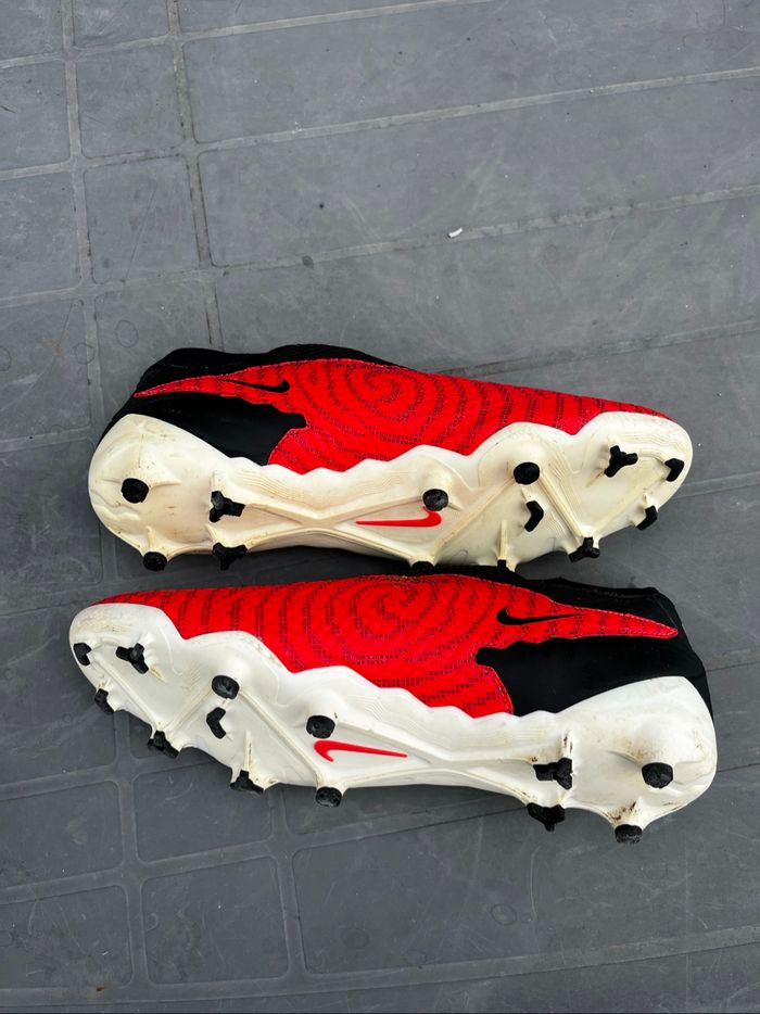 Crampon Nike Phantom T43 - photo numéro 3