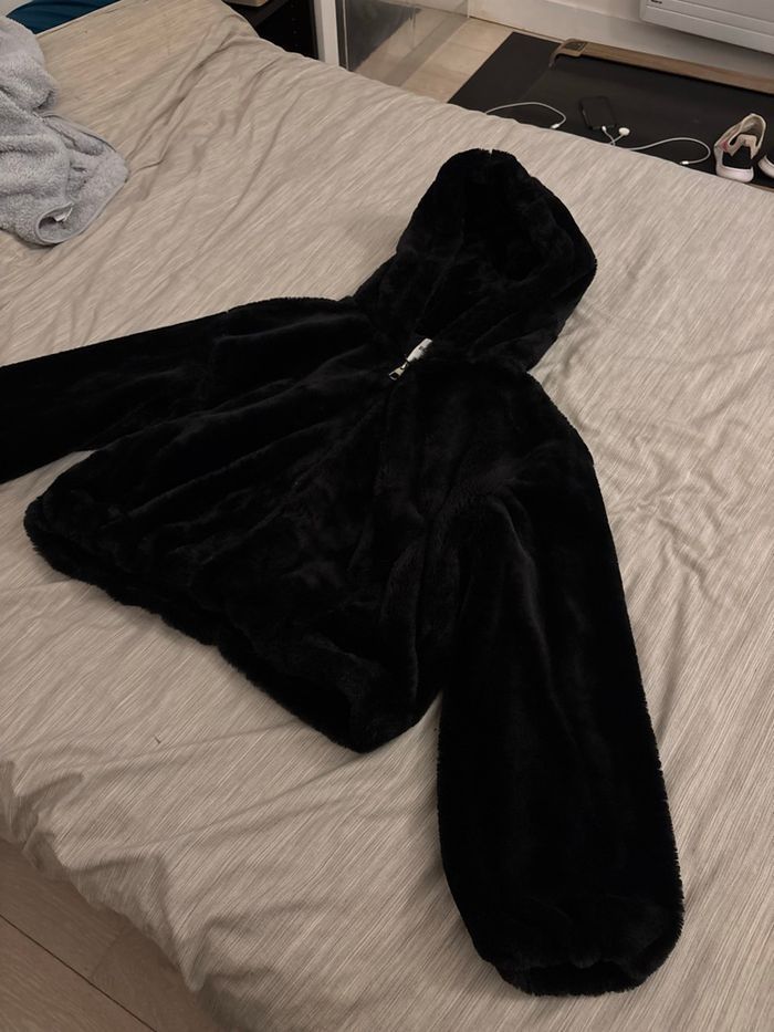 Veste fausse fourrure noir capuche hiver - photo numéro 4
